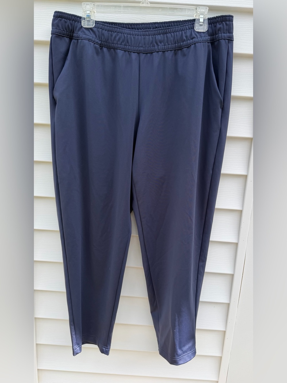 Womens Columbia ankle pant.